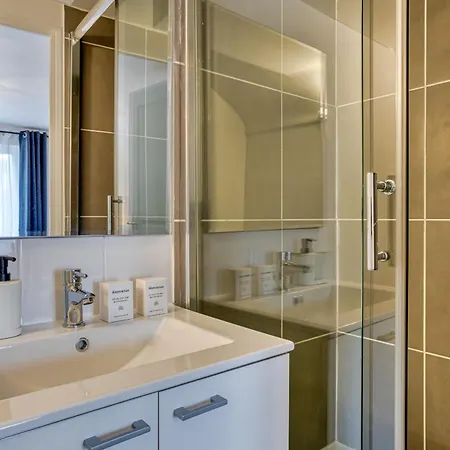 L'aurea Au Centre De * 루앙